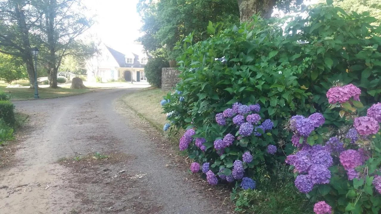 Domaine De La Licorne Bed & Breakfast Bubry