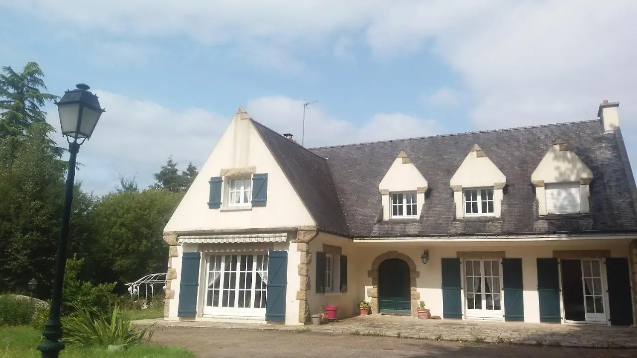 Domaine De La Licorne Bed & Breakfast Bubry