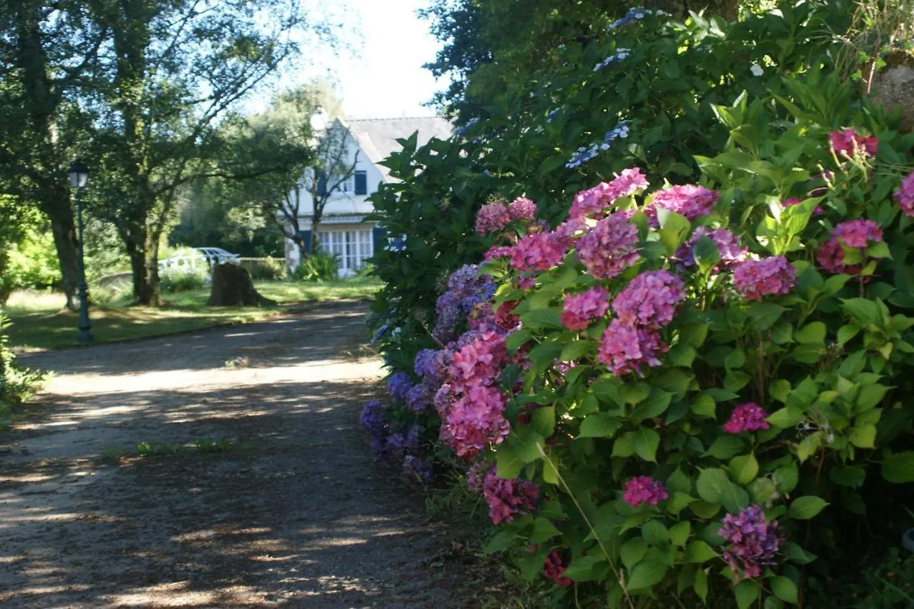 Domaine De La Licorne Bed & Breakfast Bubry