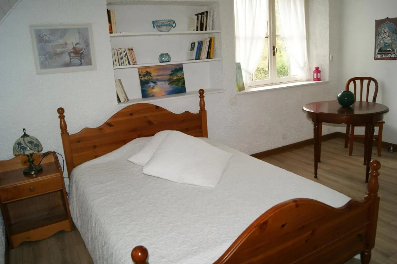 Domaine De La Licorne Bed & Breakfast Bubry France